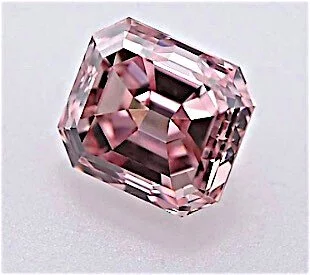 0,39 Karat, Fancy Intense Pink, Smaragd-Schliff Diamant mit SI1 Reinheit