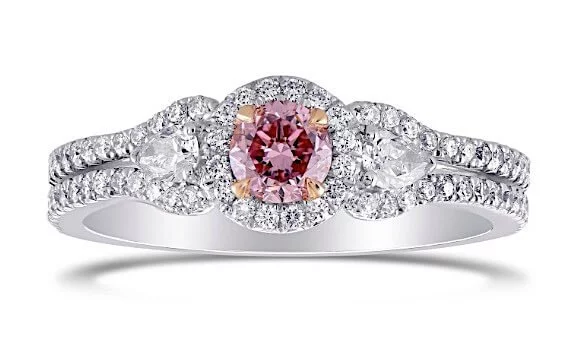Argyle 0.64ct 3-SteinFancy Intense Purplish Pink - Center-Diamant mit Brillantschliff, 0,31ct
